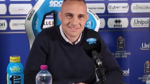 Napoli, offerta da 1 miliardo rifiutata da De Laurentiis