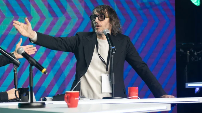 Cruciani: "Allegri vuole smettere, percepisce un clima tossico"