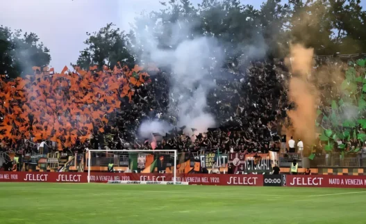 Venezia-Napoli: 1000 biglietti polverizzati in 10 minuti